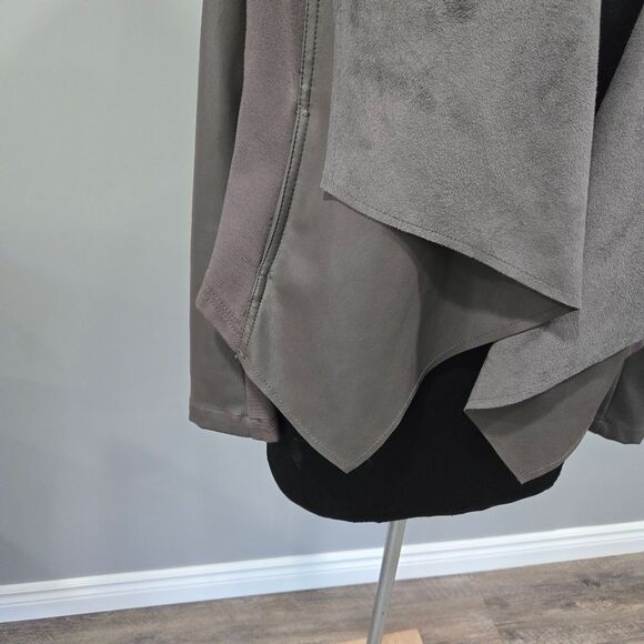 🐢 KUT from Kloth,  Gray faux leather drape front jacket 🧥 Size Small VG - Picture 8 of 15